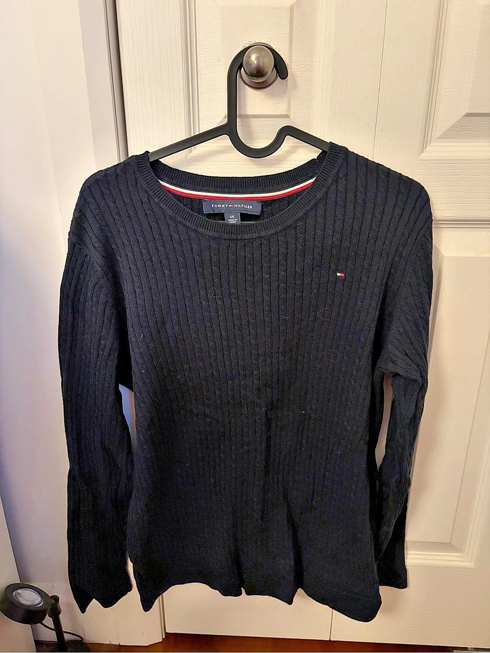 Tommy Hilfiger Ribbed Knit Crewneck Sweater with Flag Logo Black Large